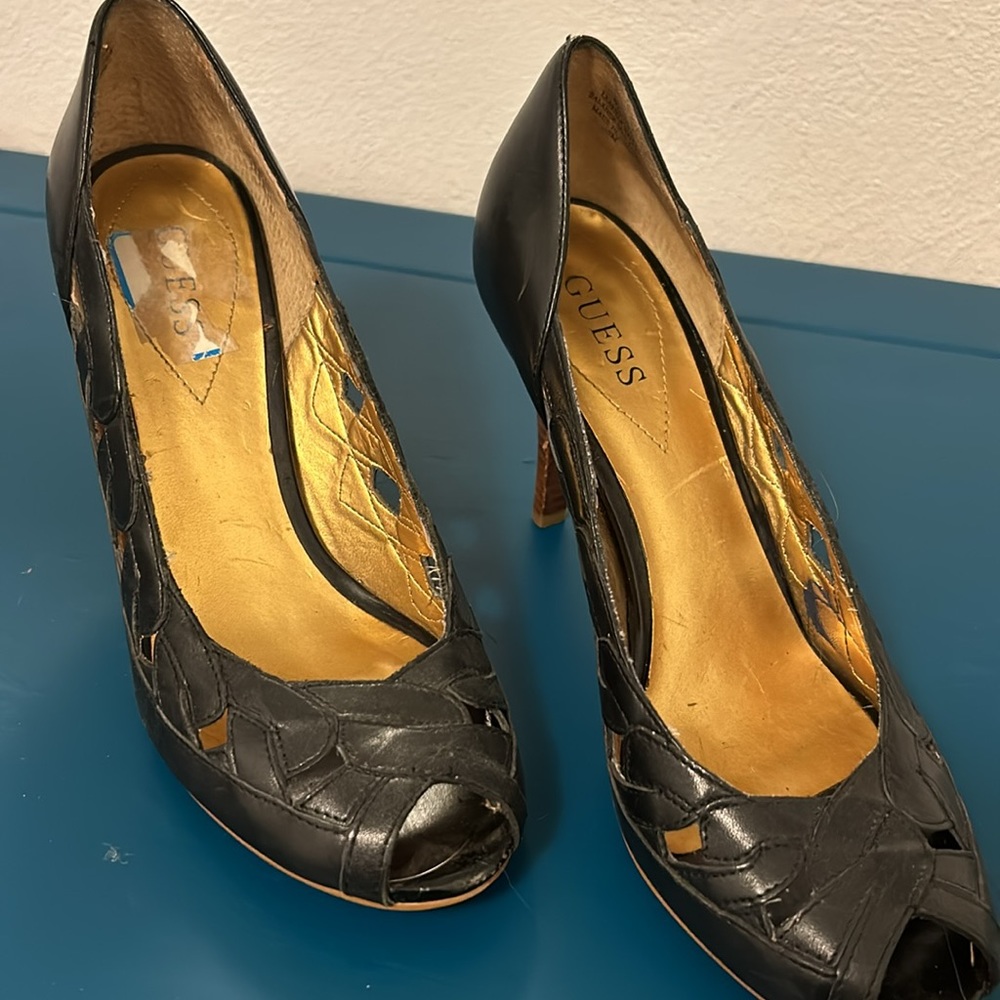 Guess black heels